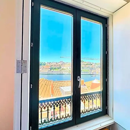 Youropo - Taipas Hotel Porto